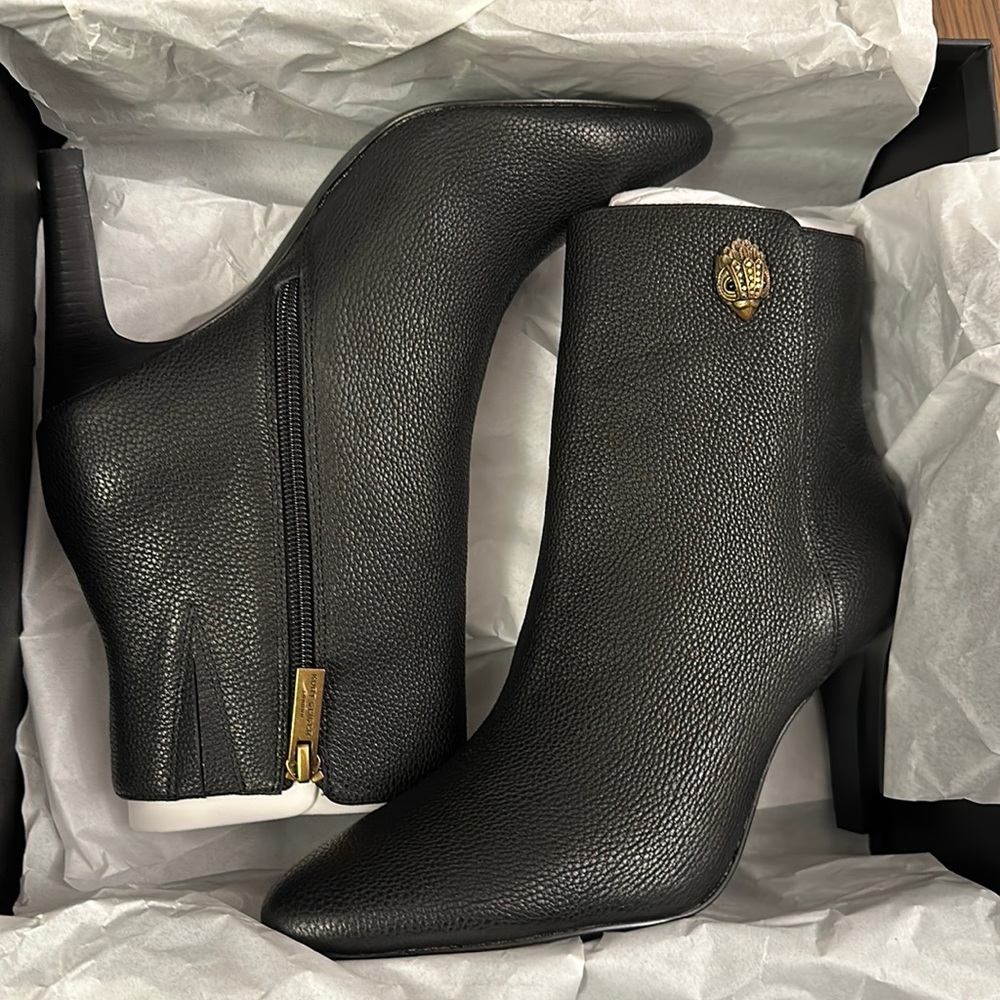 Kurt Geiger black leather booties 39M